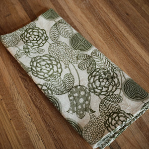 Bountiful Bee Handtowel